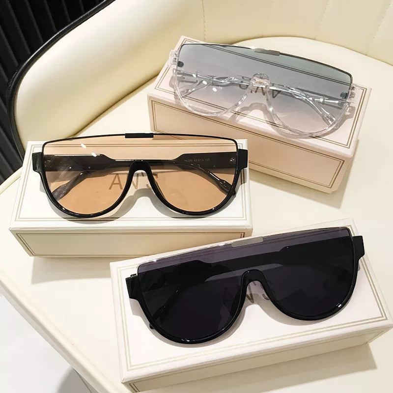 New Women Fashion Sunglasses UV400 Brand Designer