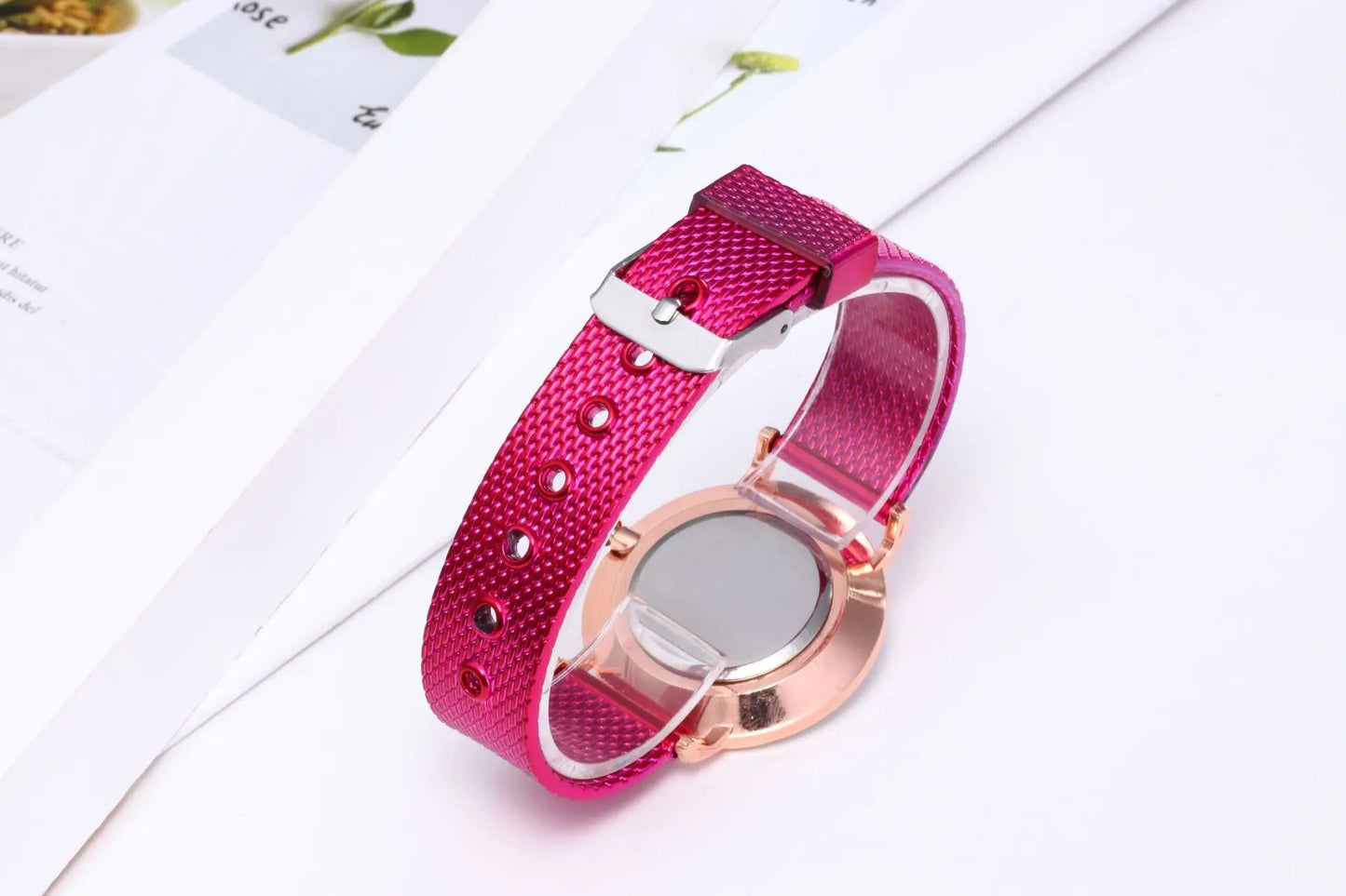 luxury Quartz Watch Silicone Band