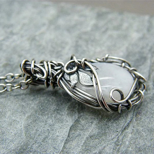 Antique Teardrop Moonstone Pendant Artificial necklace