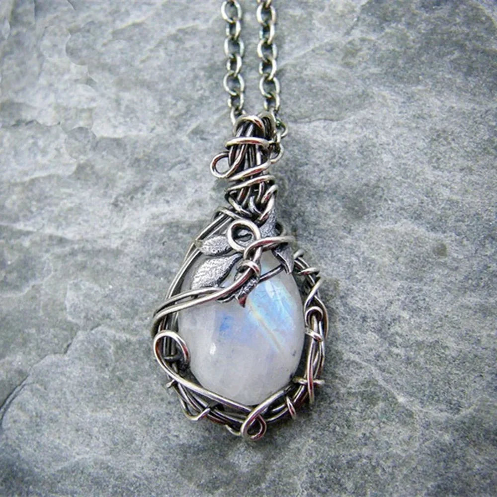 Antique Teardrop Moonstone Pendant Artificial necklace