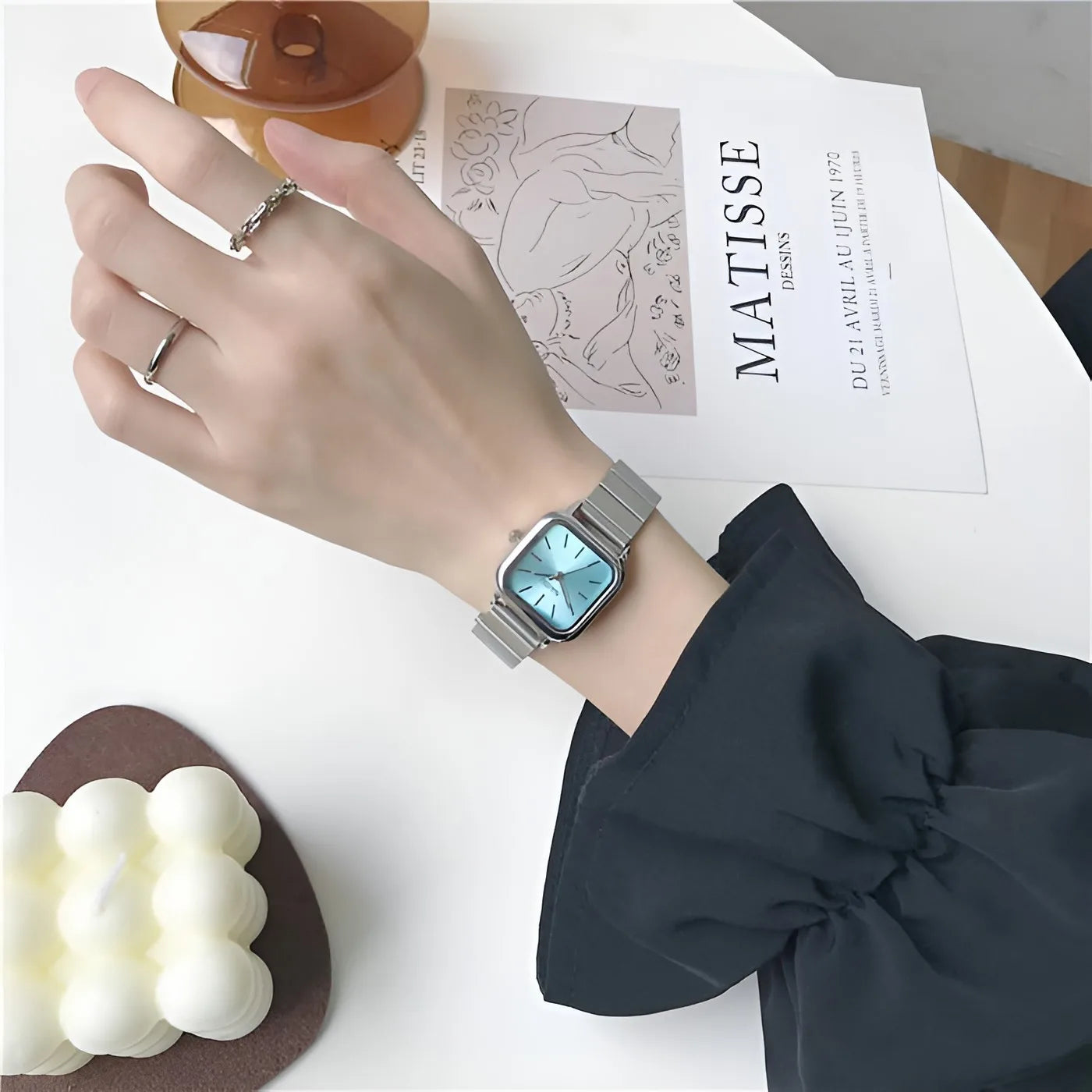 simple luxury women watch